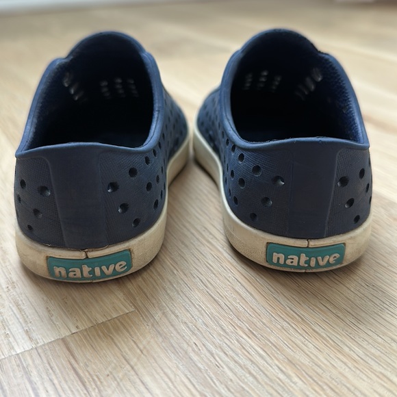 Blue Native Shoes Size C7 - Picture 4 of 7
